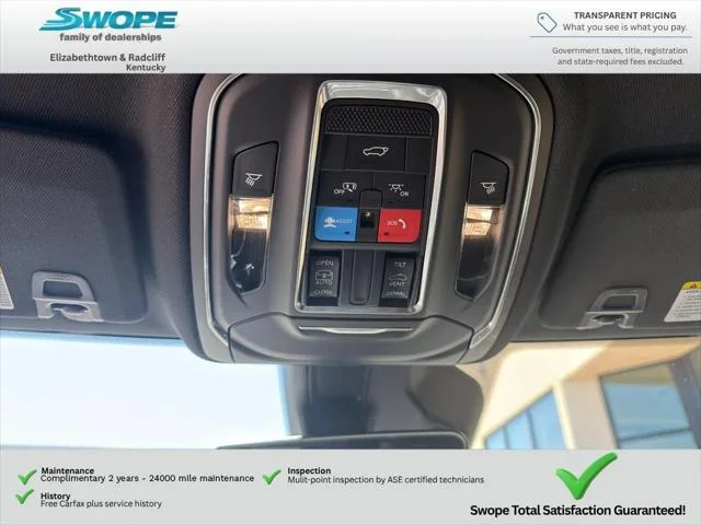 New 2026 Bright White Clear-Coat Exterior Paint Jeep Laredo image 28