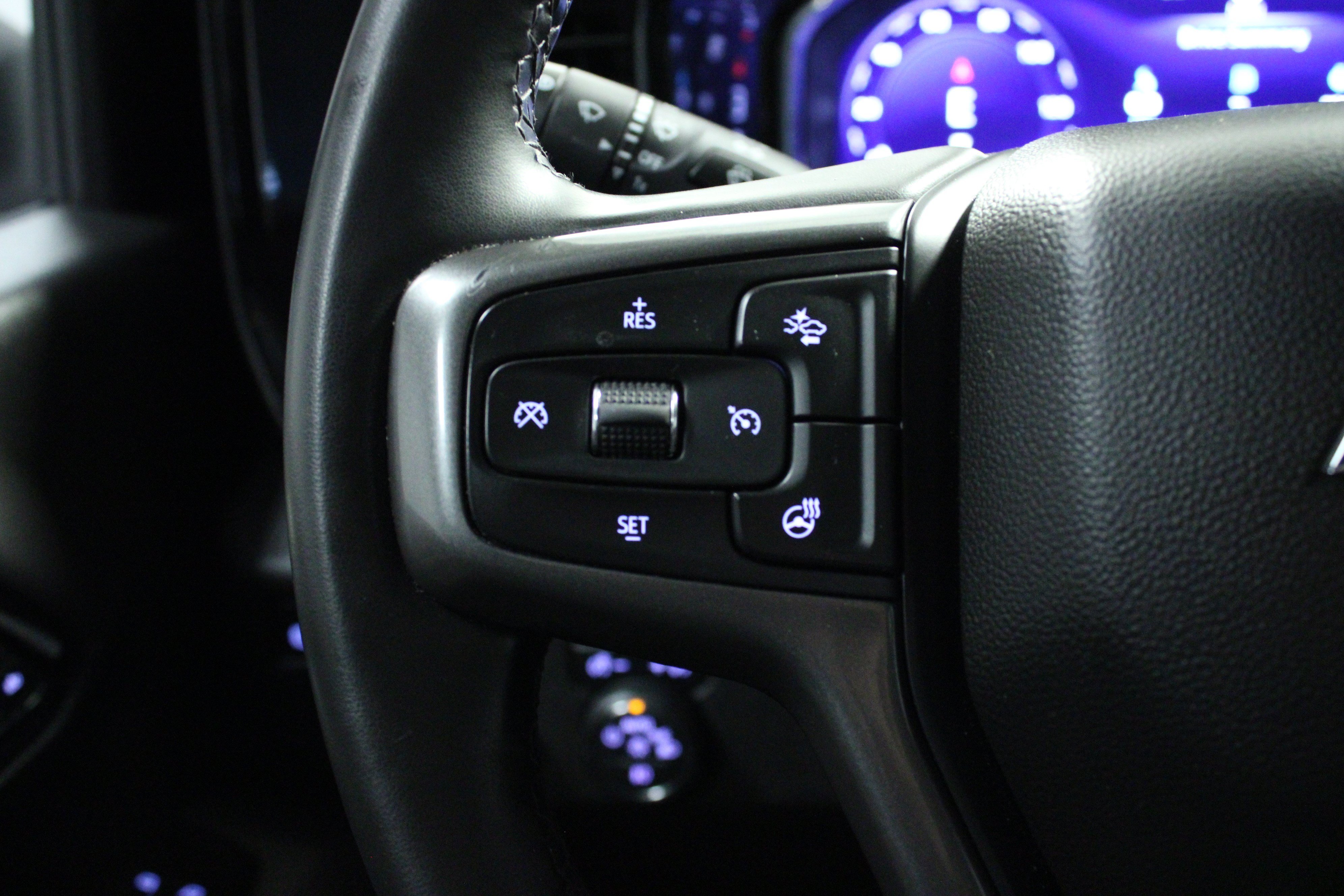 Used 2025 Summit White Chevrolet ZR2 image 22