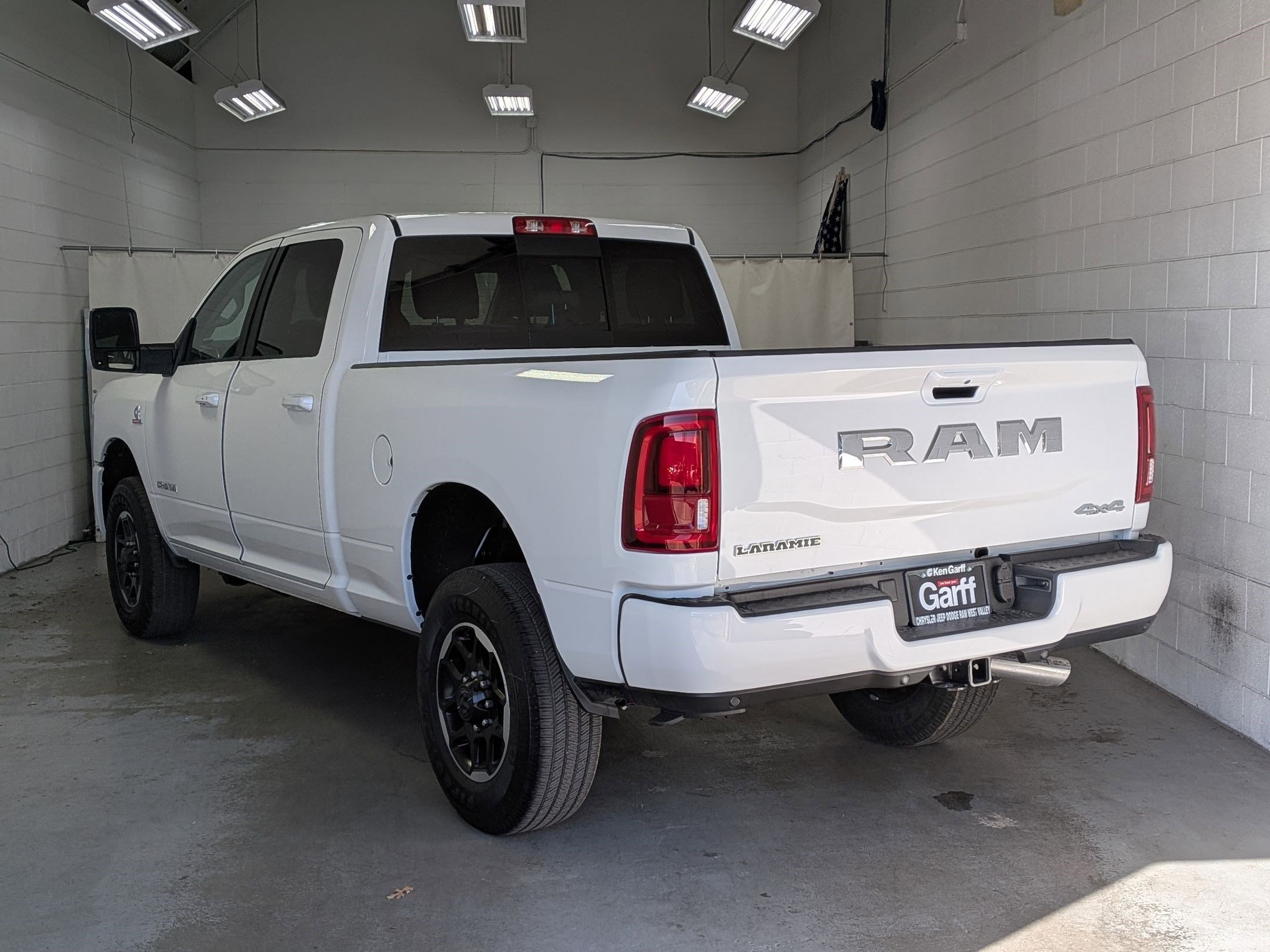New 2026 Bright White Clear-Coat Exterior Paint RAM Laramie image 5