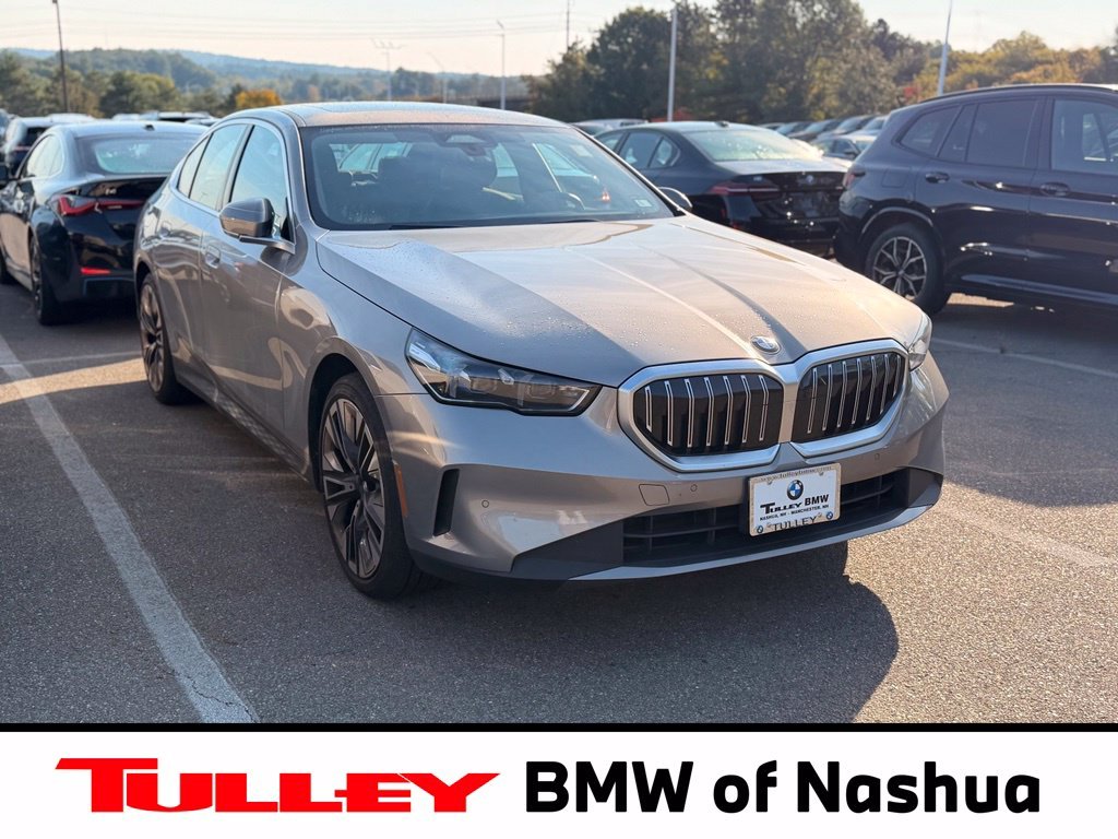 Certified Used 2026 Gray BMW 530i xDrive image 1