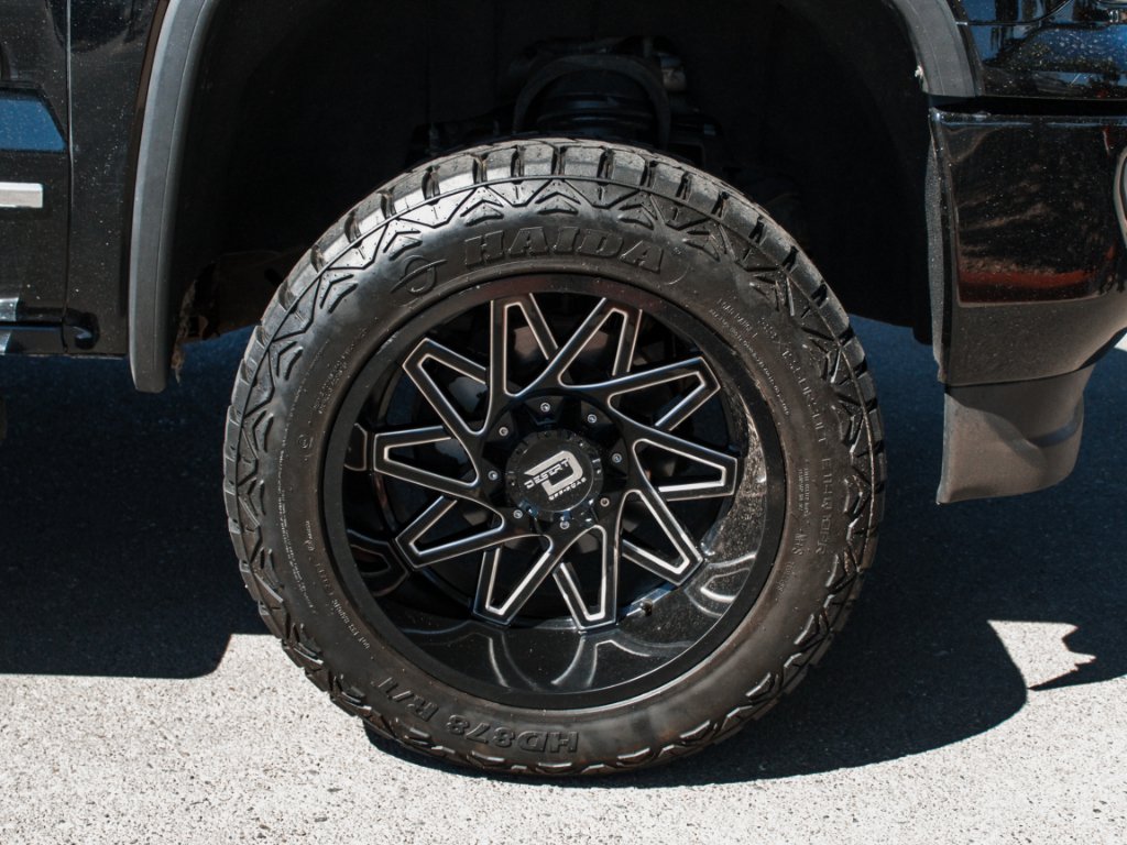 Used 2016 Onyx Black GMC SLT image 4