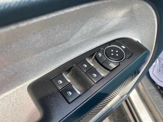 Used 2024 Iconic Silver Metallic Ford XLT image 12