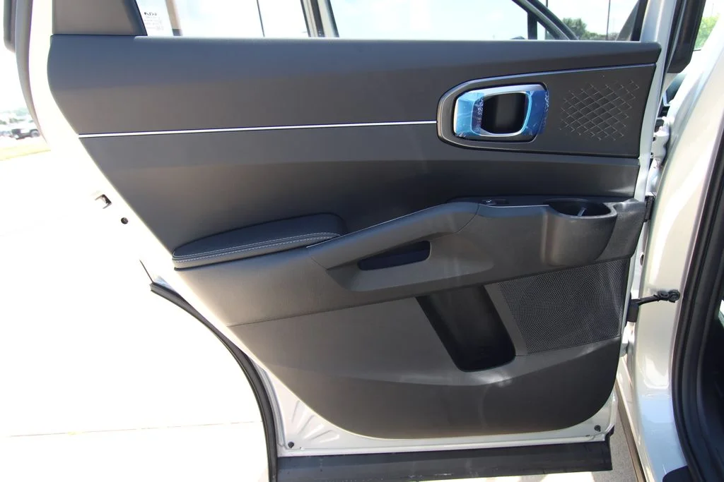 New 2026 Silver Kia S image 39