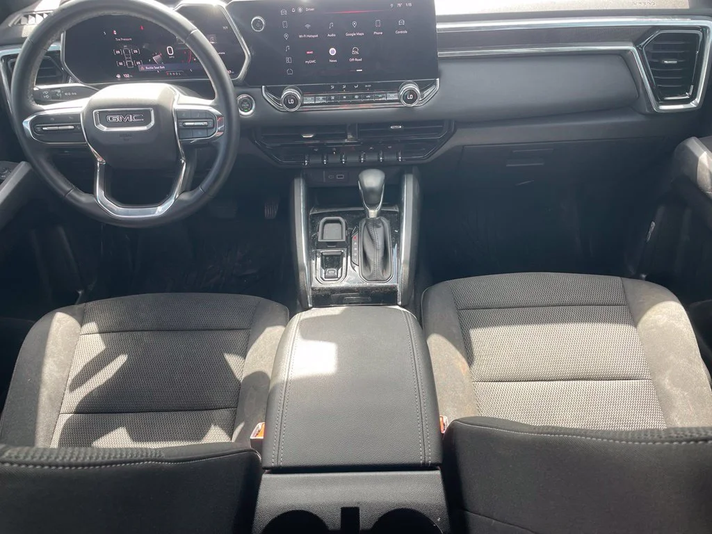 Used 2024 Gray GMC Elevation image 14