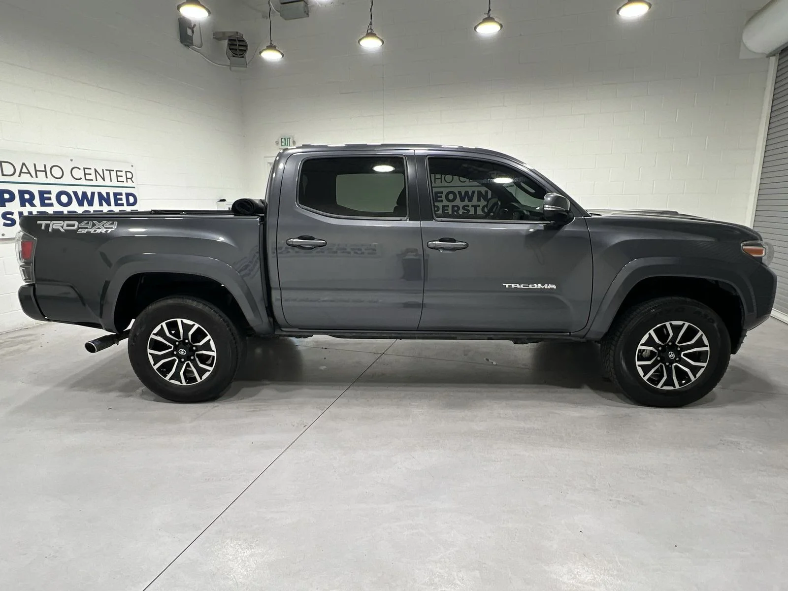 2021 Toyota Tacoma TRD Sport - Photo 9