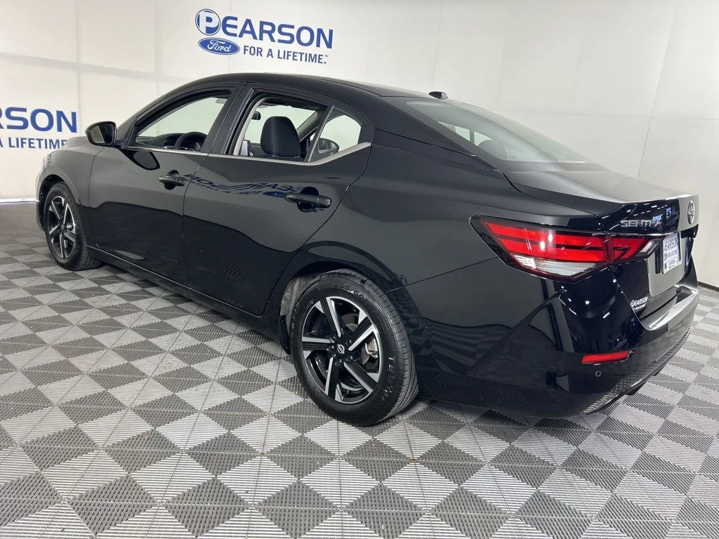 2024 Nissan Sentra SV - Photo 10