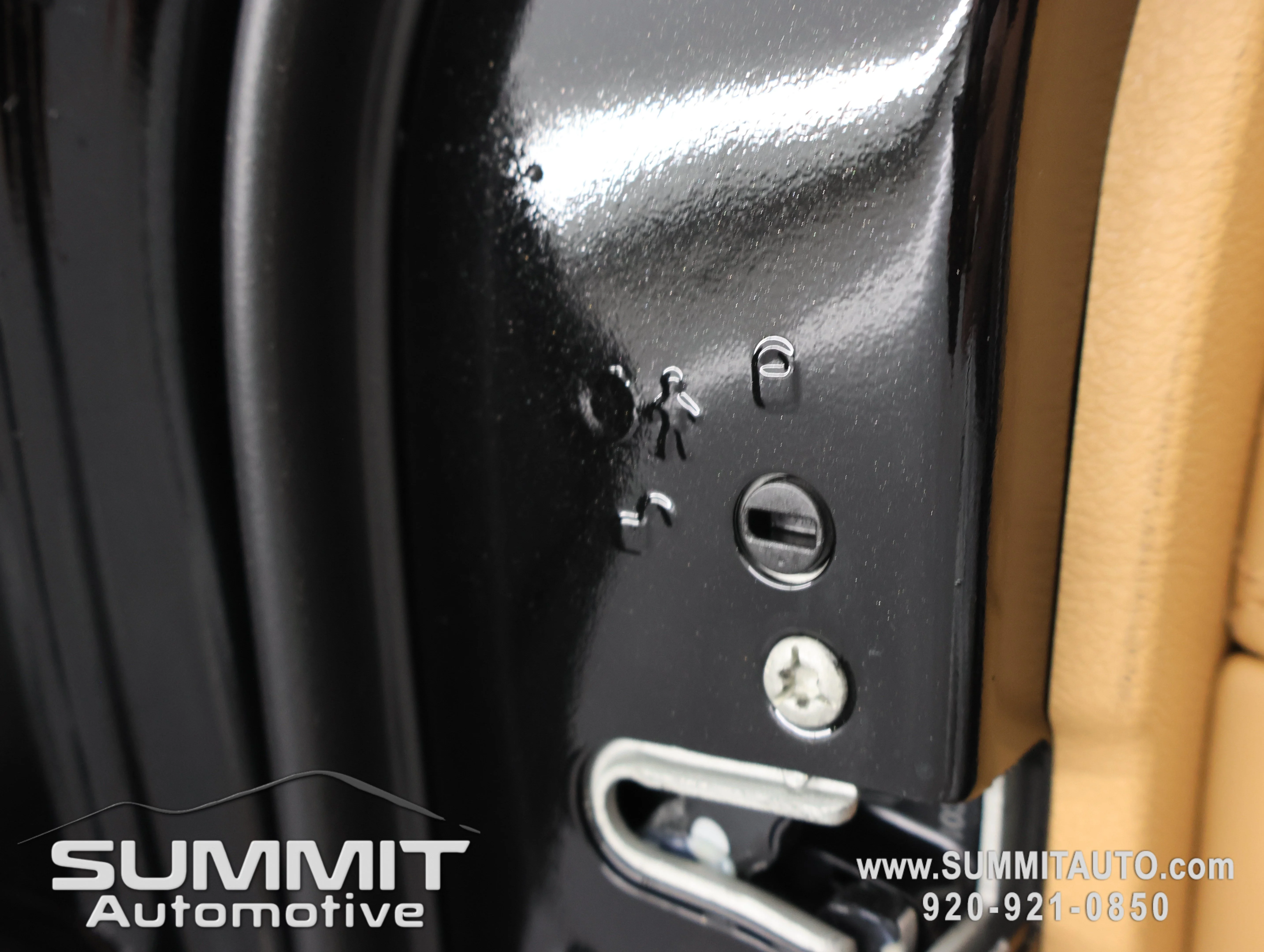 New 2026 Diamond Black Crystal Pearl-Coat Exterior Paint Jeep Summit image 43