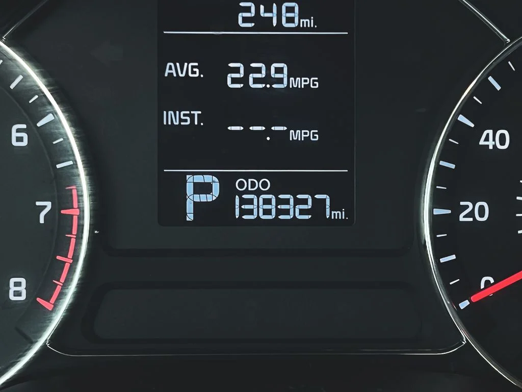Used 2014 Brown Kia LX image 20