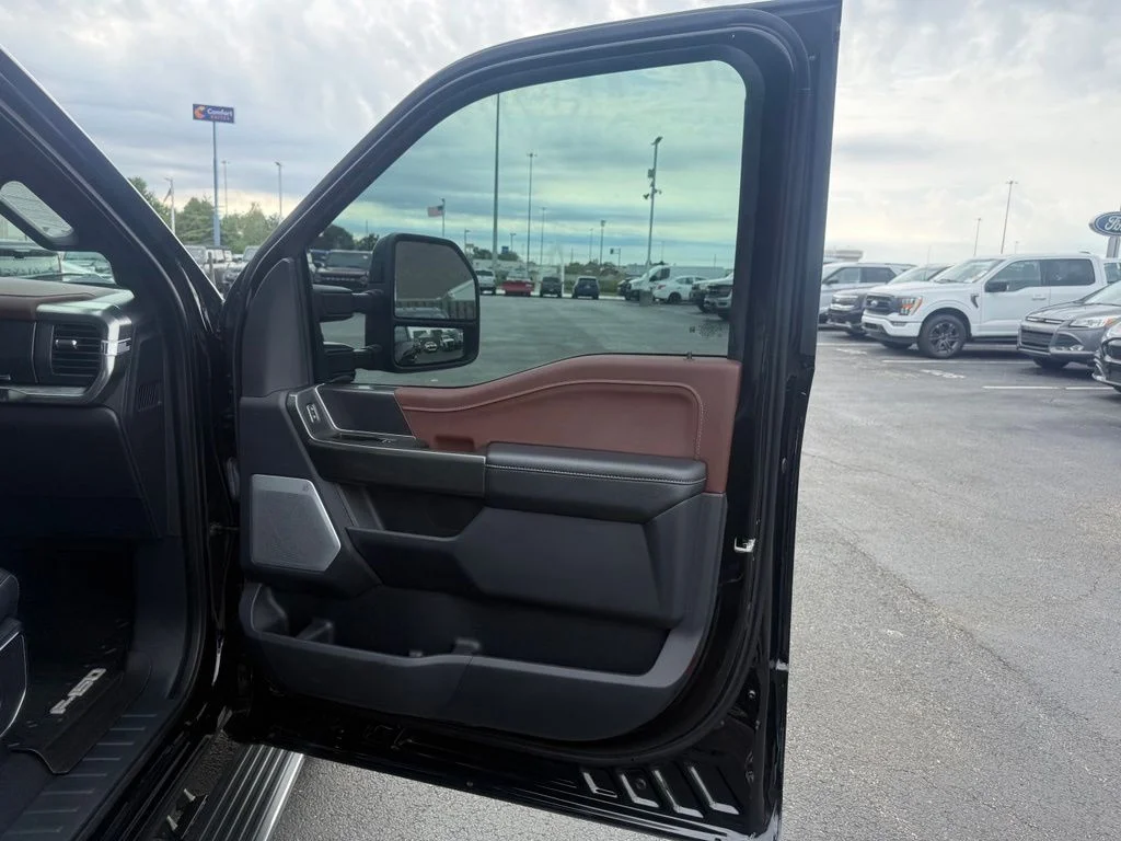Used 2023 Black Ford Lariat image 62