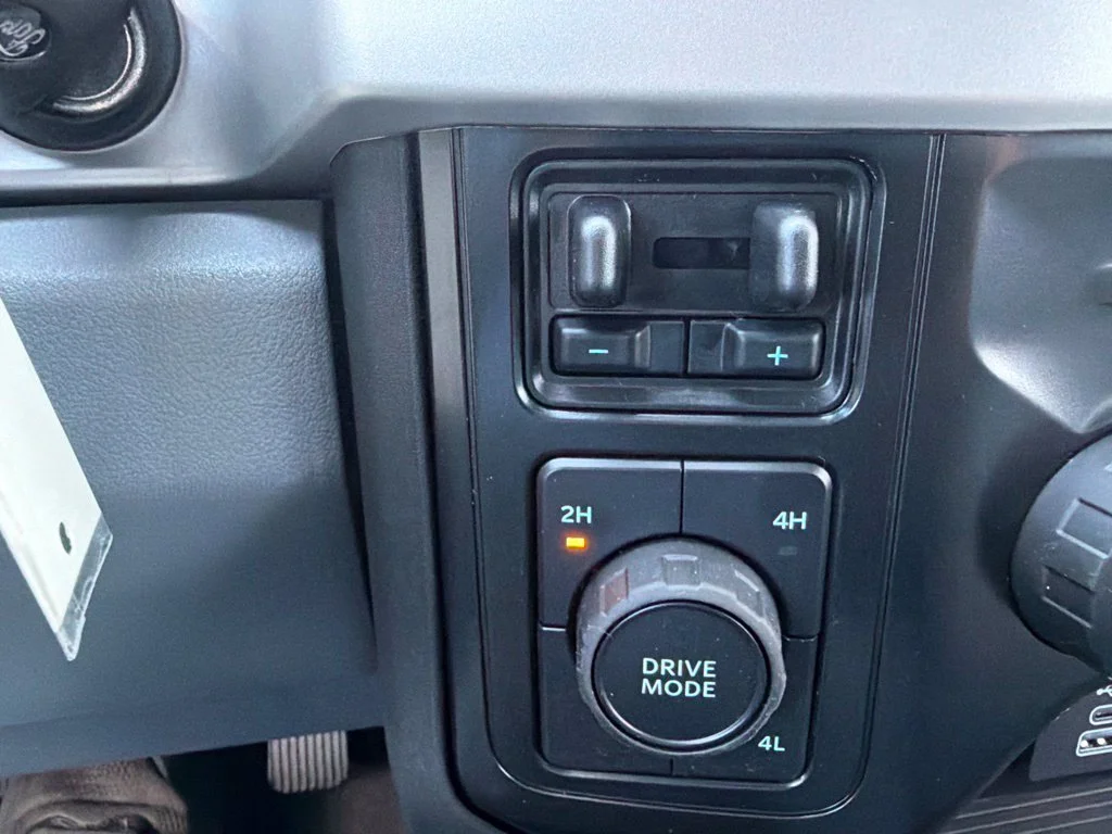 New 2026 Avalanche Ford F-350® XL image 18
