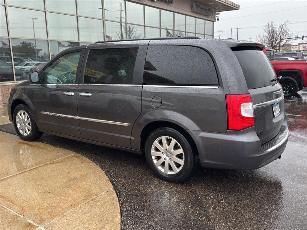 Used 2015 Chrysler Town & Country Touring with VIN 2C4RC1BG0FR595896 for sale in Waconia, Minnesota