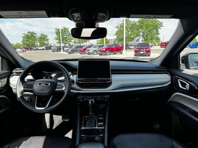 2025 Jeep Compass Limited - Photo 15