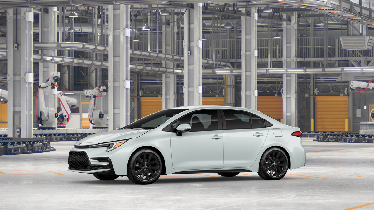 New 2026 Wind Chill Pearl Toyota SE image 3