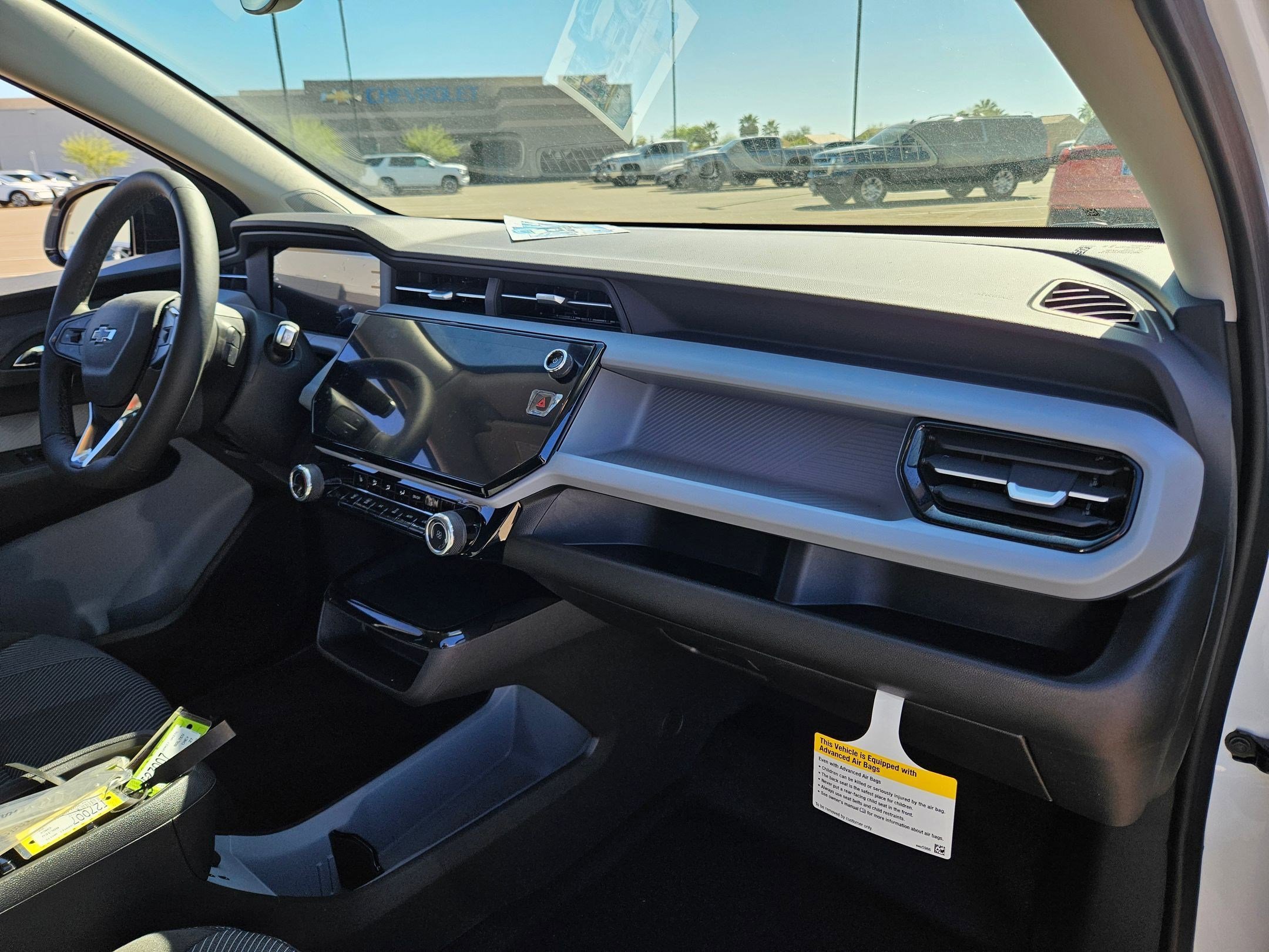 2027 Chevrolet Bolt LT - Photo 20