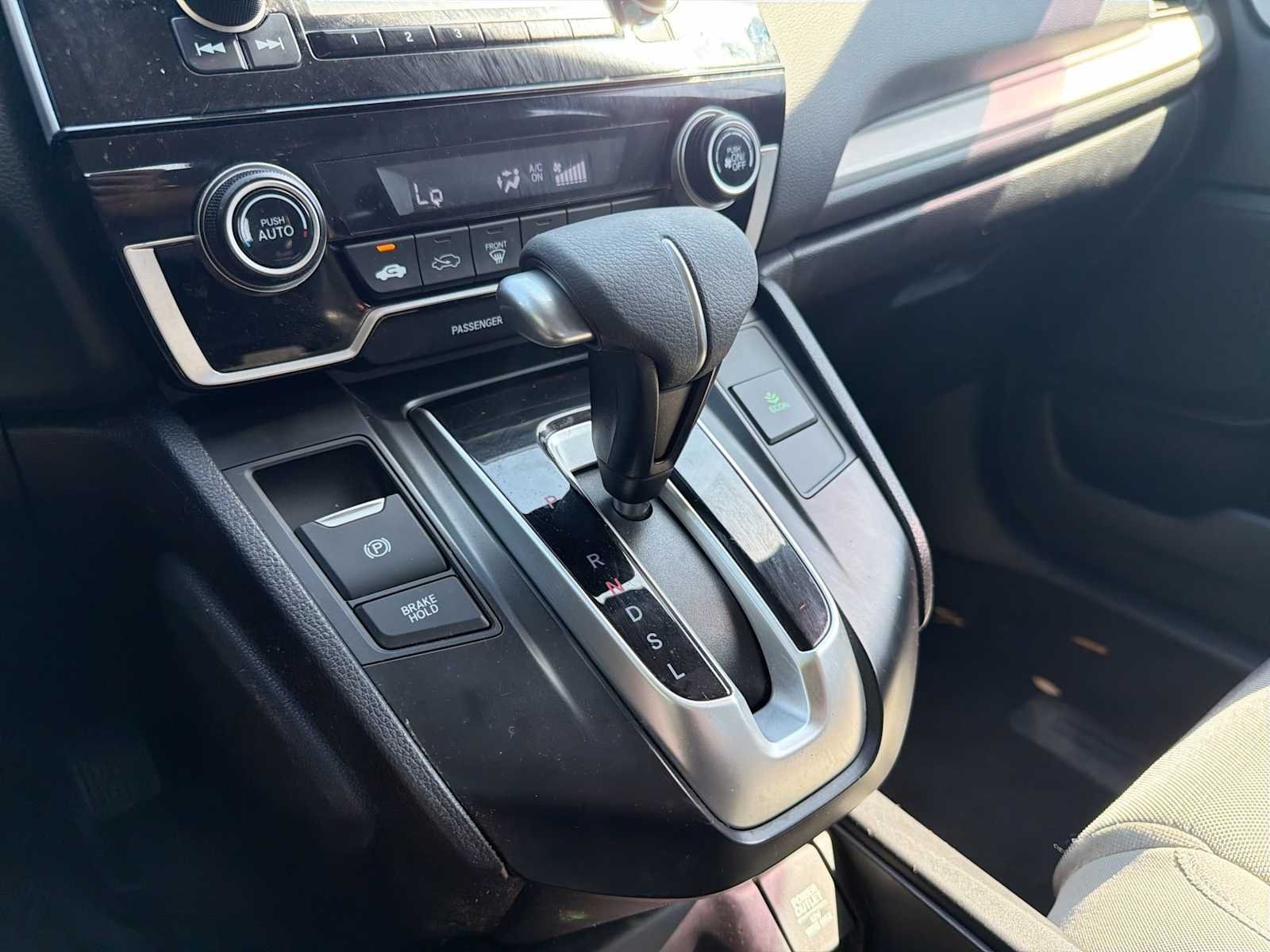2017 Honda CR-V LX - Photo 29