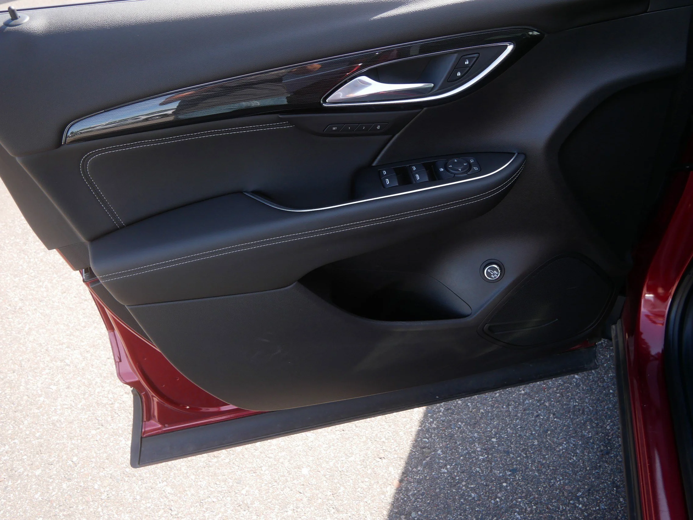 2023 Buick Envision Essence - Photo 21