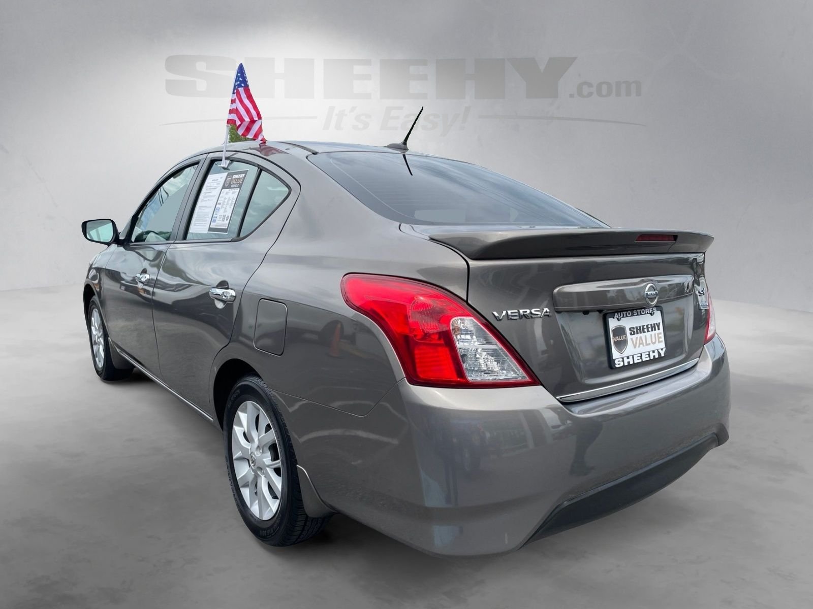 Used 2017 Silver Nissan 1.6 SV image 6
