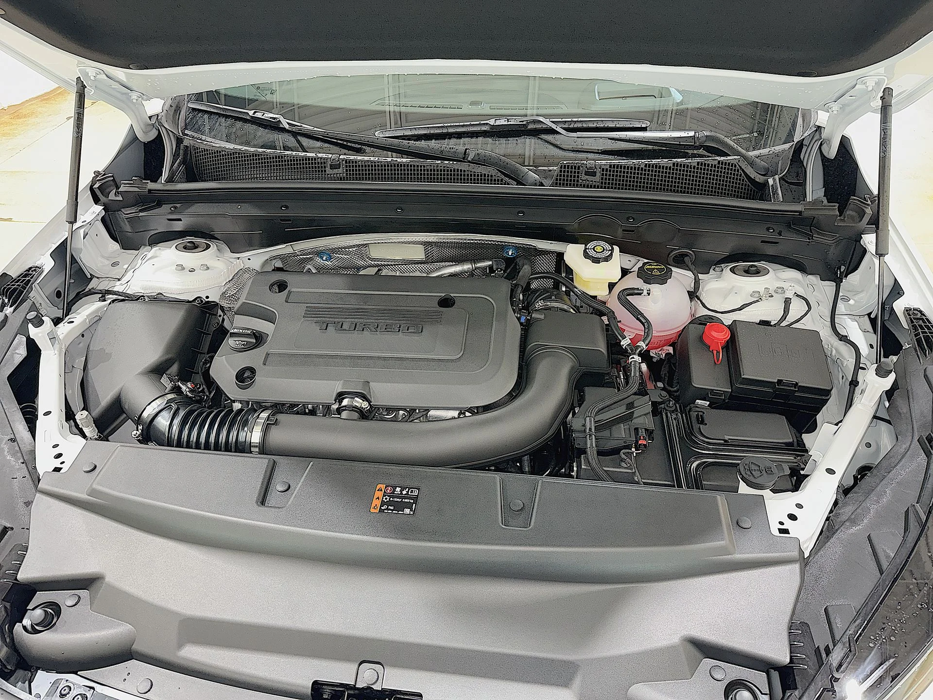 New 2026 Summit White Buick Sport Touring image 30