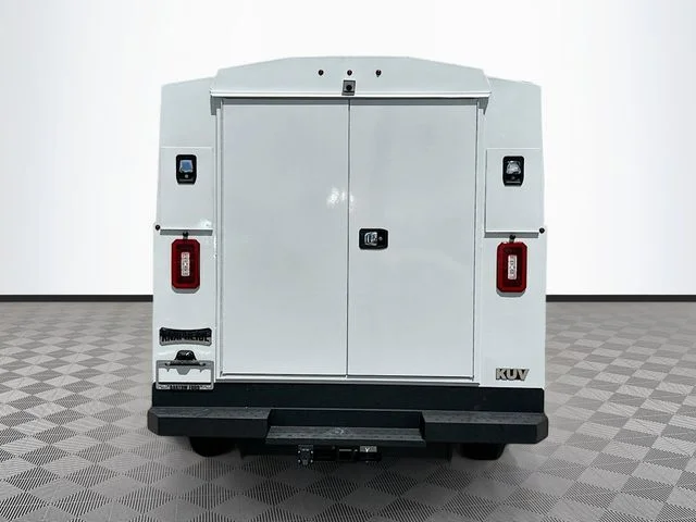 New 2026 Oxford White Ford Base image 5