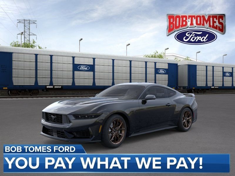 2026 Ford Mustang Dark Horse's photo