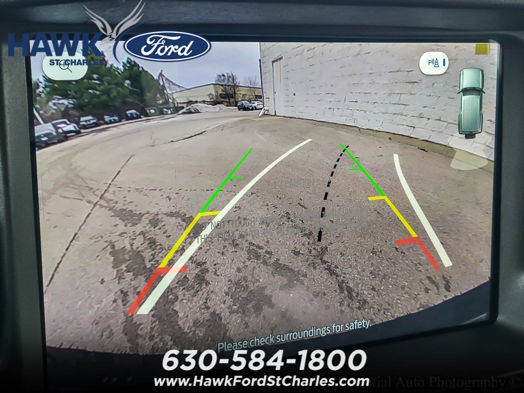New 2025 Azure Gray Metallic Tri-Coat Ford Badlands® image 13