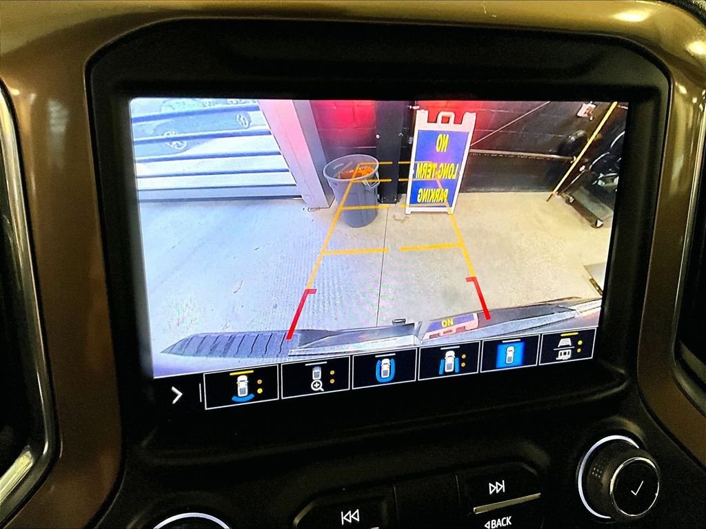 Used 2022 Gray Chevrolet High Country image 19