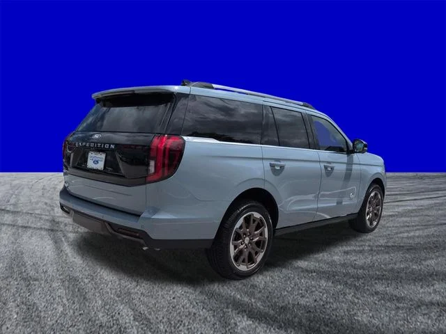 New 2027 Glacier Gray Metallic Tri-Coat Ford King Ranch® image 4