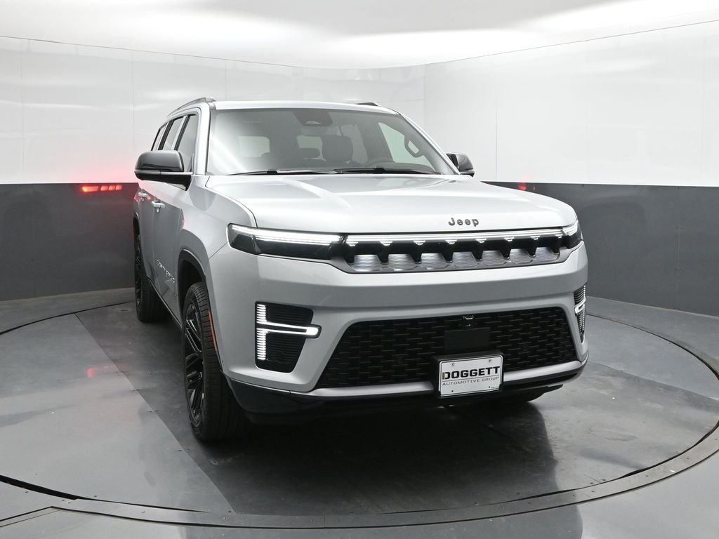New 2026 Silver-Zynith Exterior Paint Jeep Limited Reserve image 17