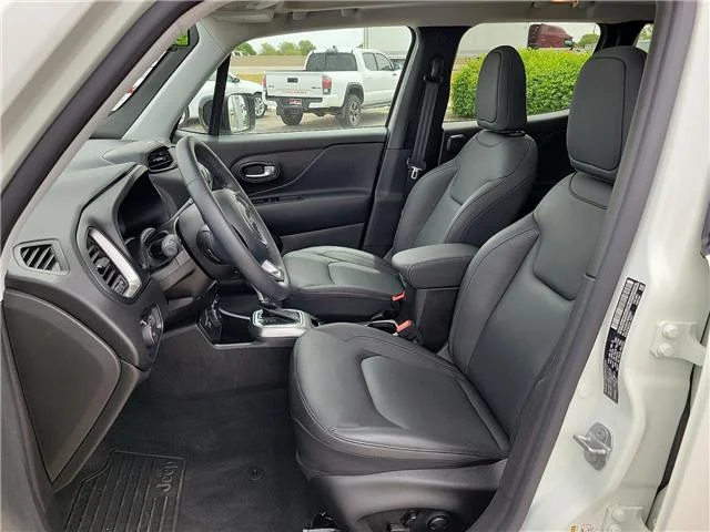 Used 2022 Black Jeep Limited 4x4 image 12