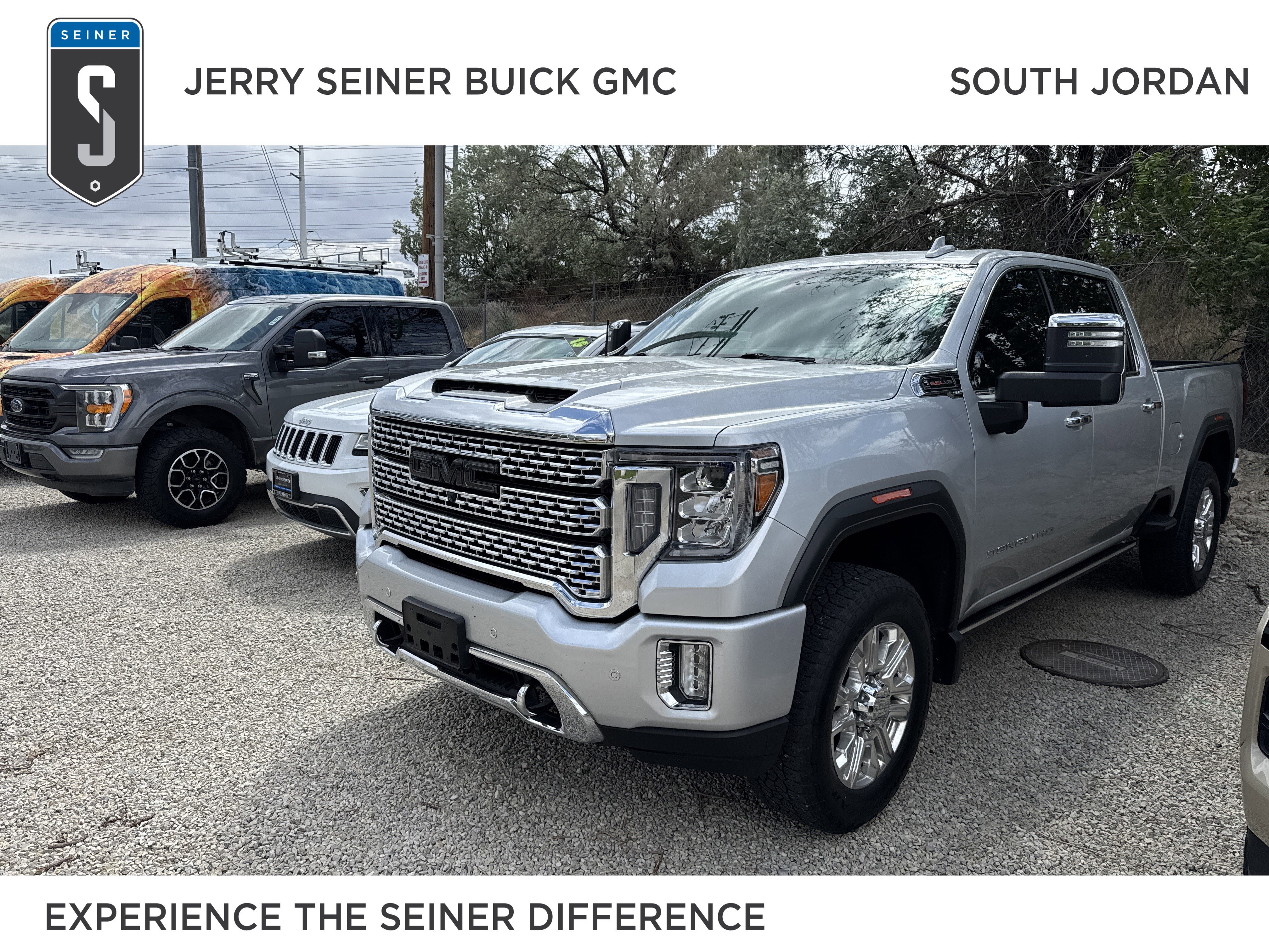 2022 GMC Sierra 4WD Crew Cab Standard Box Denali's photo