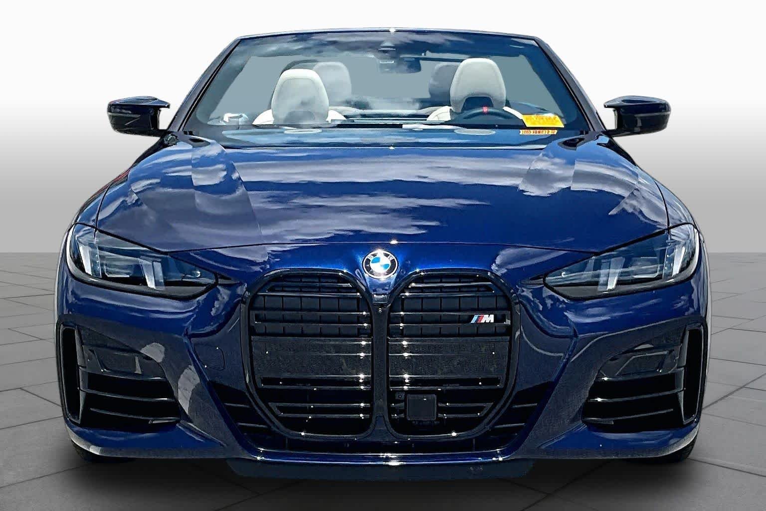 Used 2026 Tanzanite Blue II Metallic BMW M440i image 3