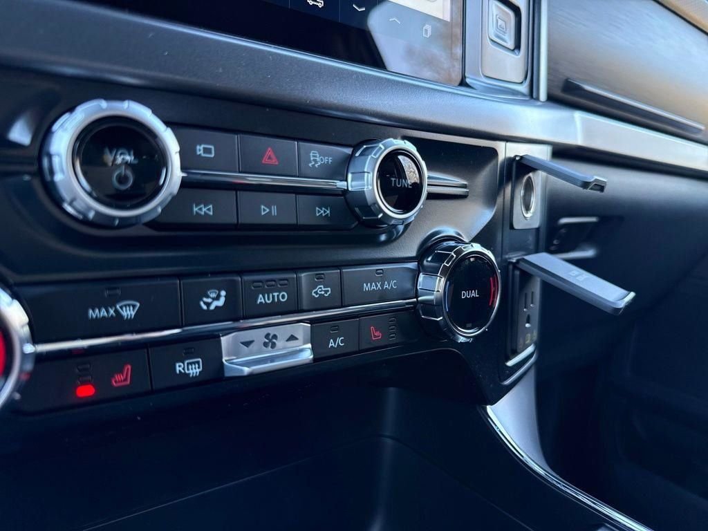 New 2026 White Ford XLT image 35