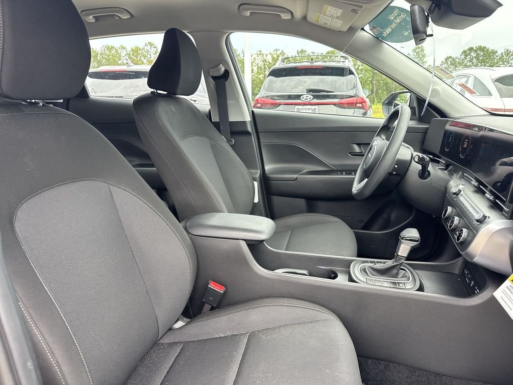2026 Hyundai Kona SE - Photo 25