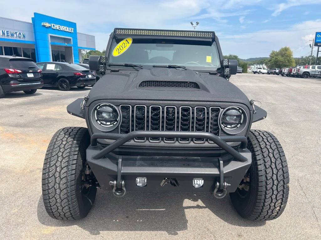Used 2024 Black Jeep Rubicon image 2