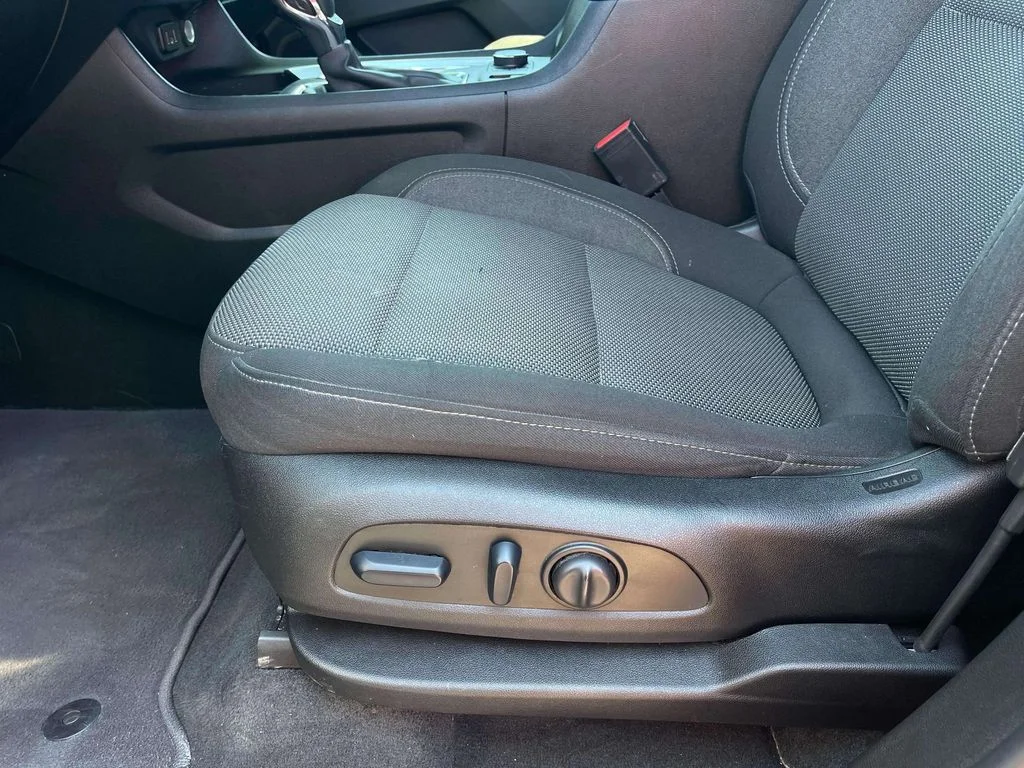 Used 2023 Sterling Gray Metallic Chevrolet LT image 25
