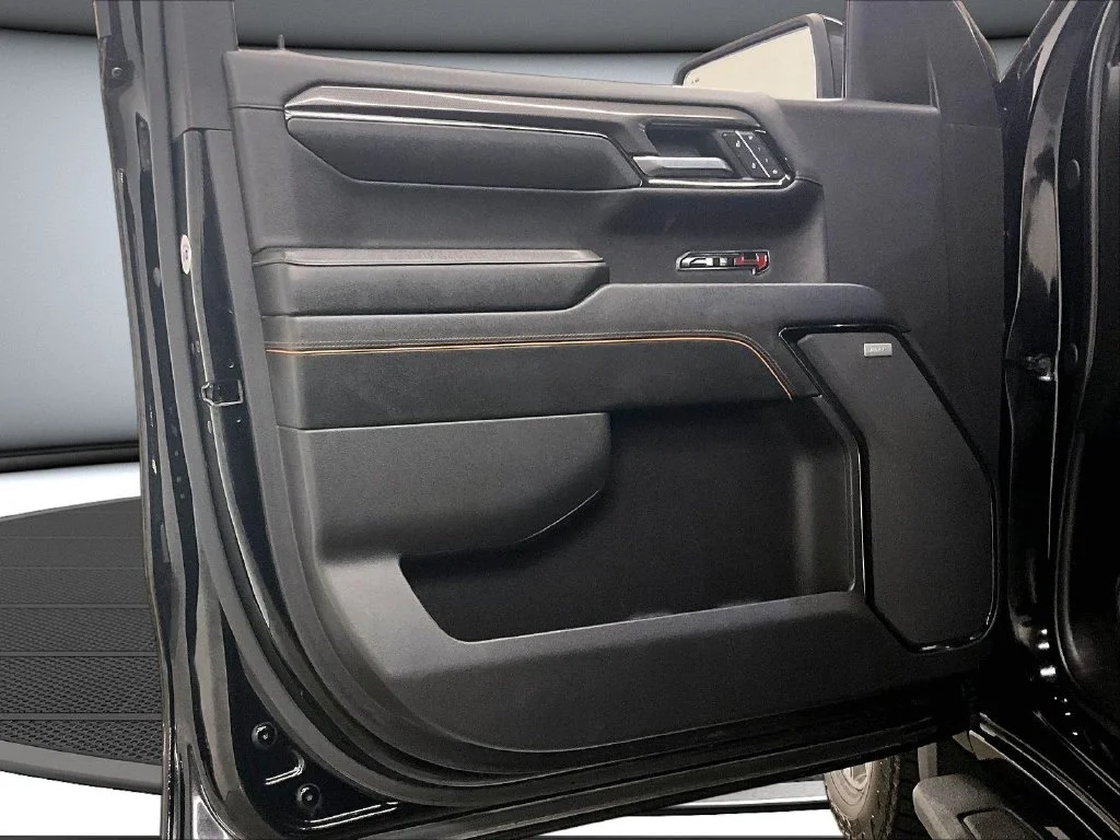 Used 2024 Black GMC AT4 image 21