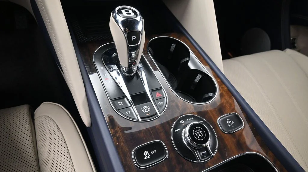 New 2026  Bentley V8 image 26