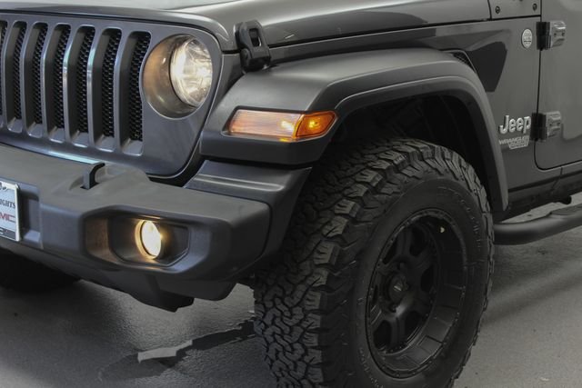 Used 2020 Gray Jeep Unlimited Sport S image 5