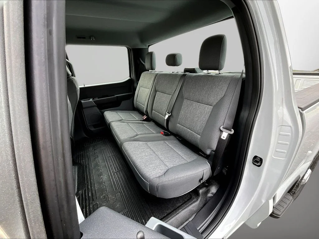 New 2026 Avalanche Ford F-350® XL image 13