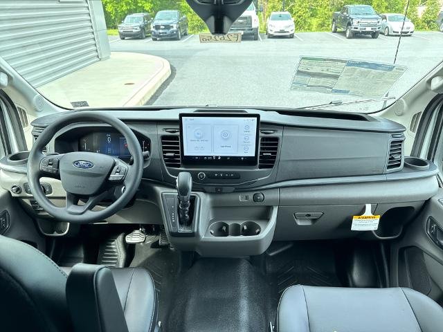 New 2026 Oxford White Ford Cargo Van image 3