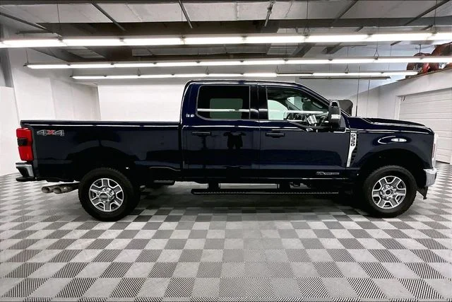 Used 2025 Antimatter Blue Metallic Ford Lariat image 14