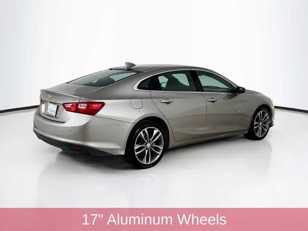 Used 2025 Gray Chevrolet LT image 7