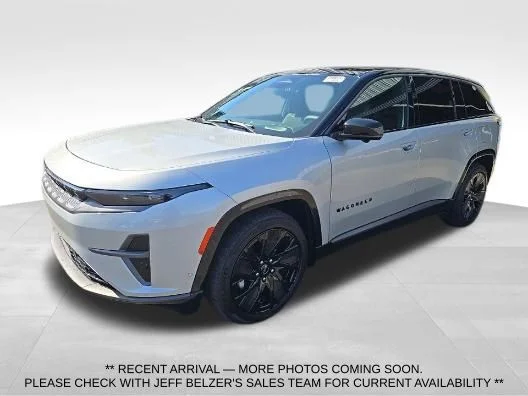 Used 2024 Silver Jeep Launch Edition image 1