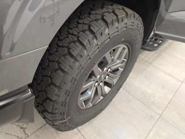 New 2026 Carbonized Gray Metallic Ford Tremor® image 48