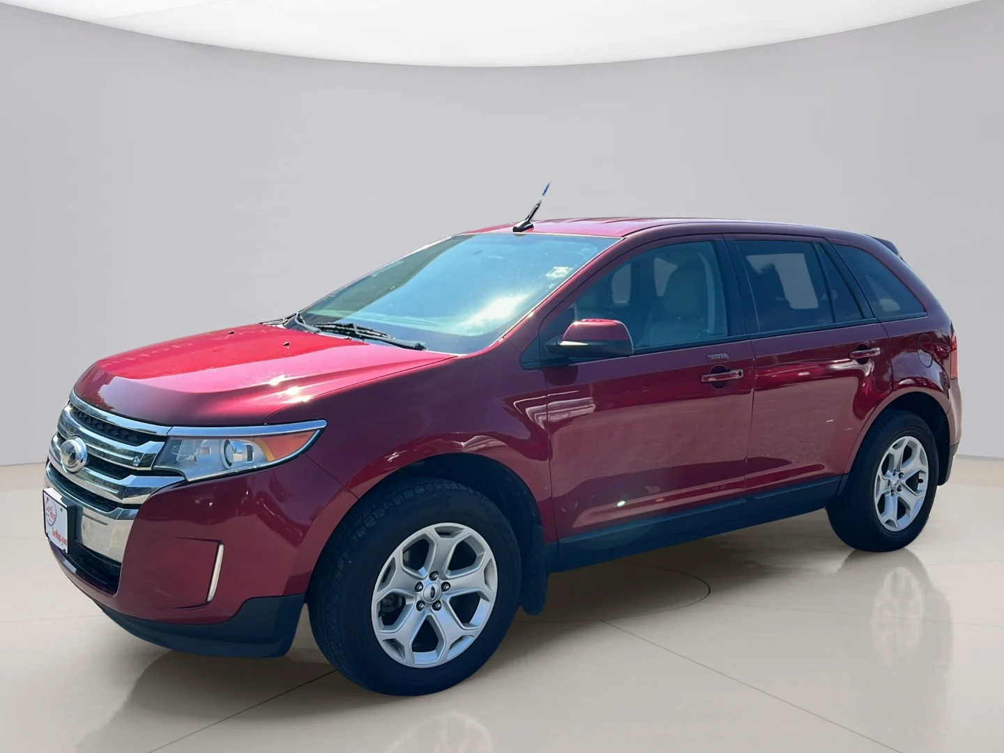 Used 2013 Red Ford SEL image 2