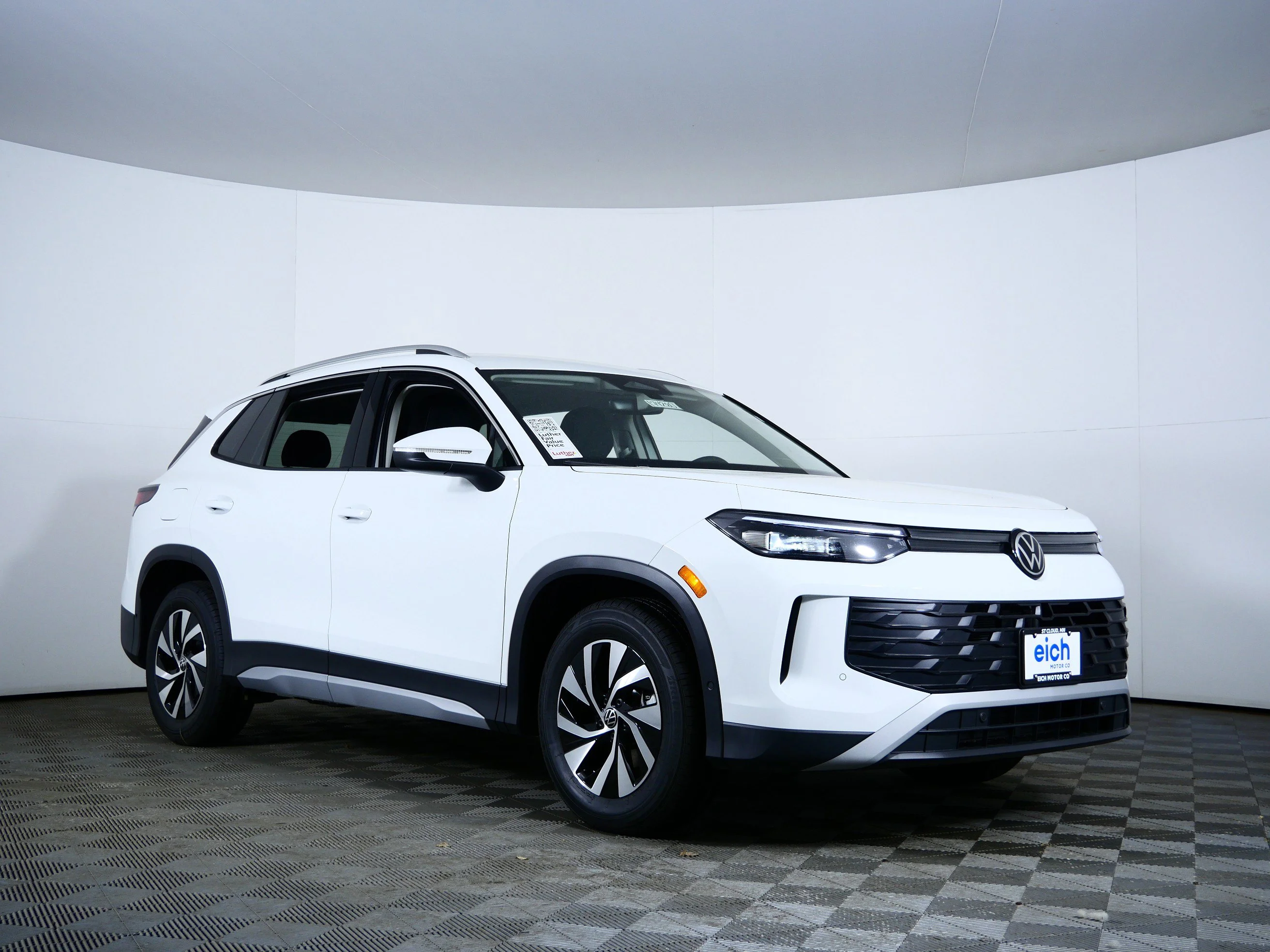 New 2026 Pure White Volkswagen S image 1