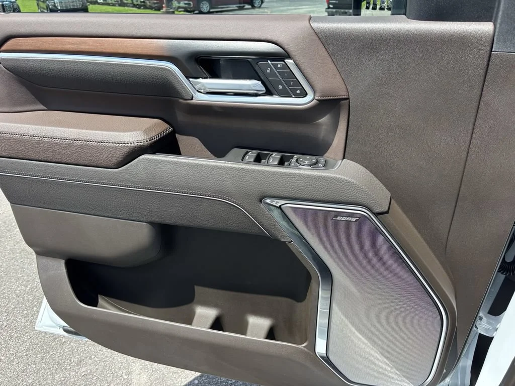 2026 GMC Sierra 2500HD Denali - Photo 11