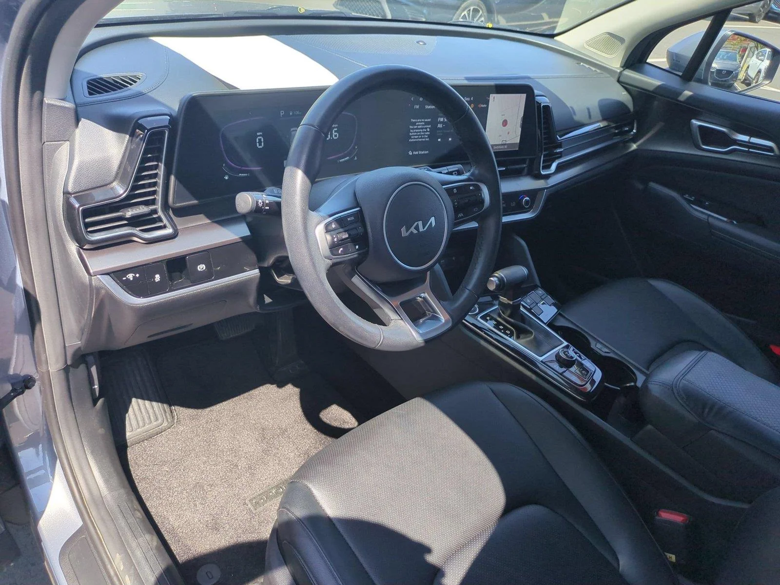 Used 2024 Everlasting Silver Kia EX image 19
