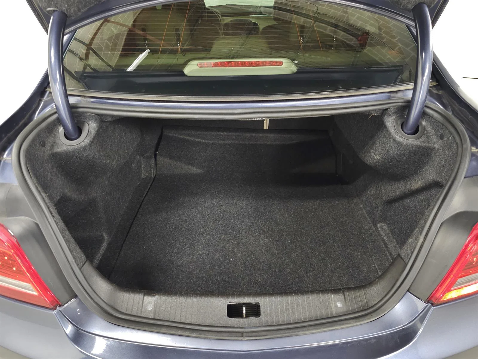 Used 2014 Blue Buick Leather image 7