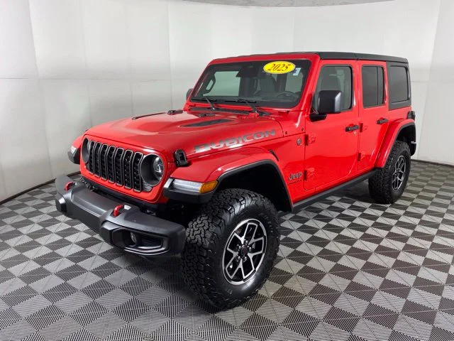 Used 2025 Red Jeep Rubicon image 12